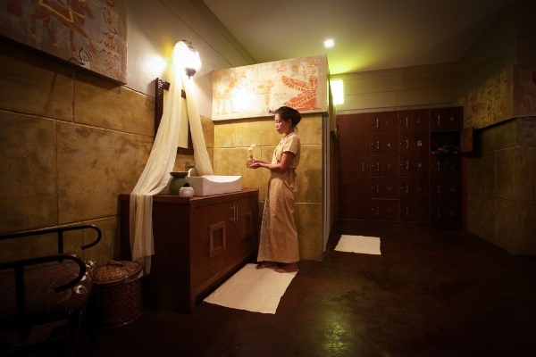 Hotel Summer Luxury Beach Resort and Spa (Ban Talat Thong Sala)